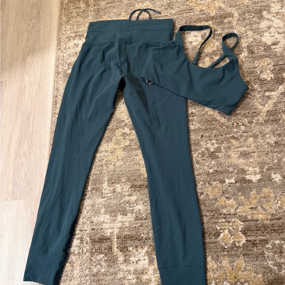 Vuori Deep Teal Sports Bra - Picture 5 of 5